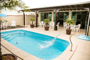 Casa top! Piscina, sinuca, 350 mts do mar